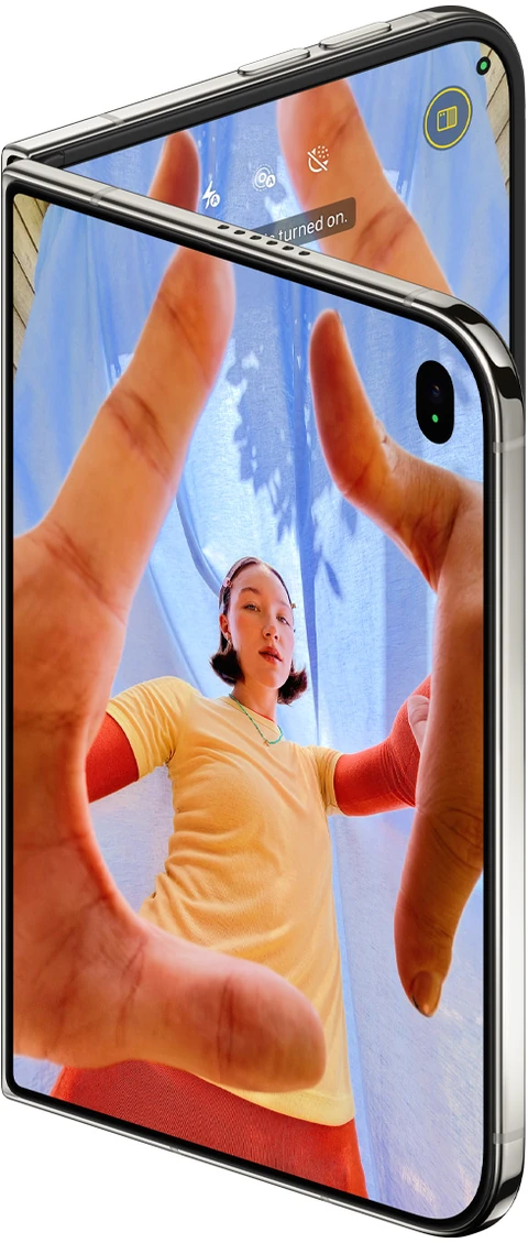 The front camera in the iPhone Duo outer display